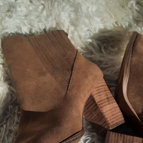 🌟3/50 Blonde Tan Ankle Heeled boots - Picture 7 of 11